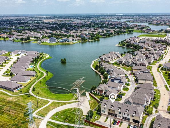 18309 Crystal Knoll Drive, Cypress TX 77433