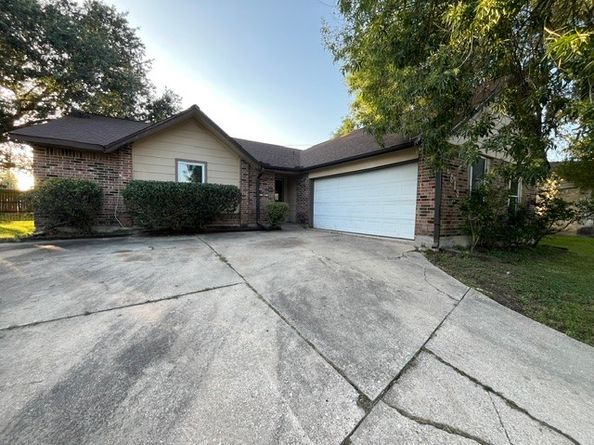 6619 Foxfern Street, Houston TX 77049