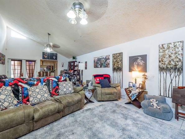 10827 Braes Forest Drive, Houston TX 77071