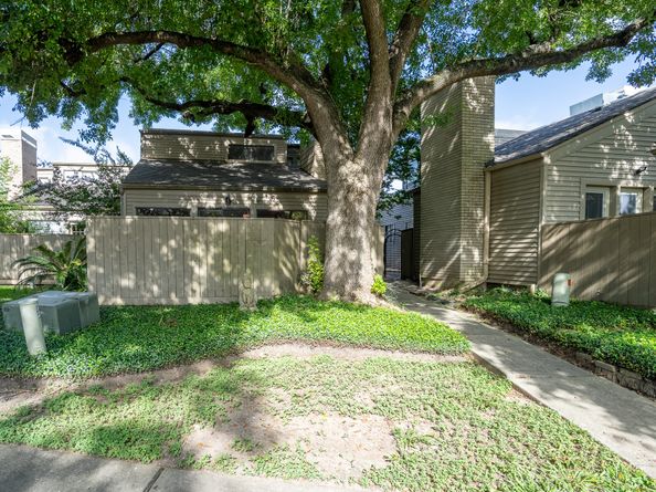 1346 Chardonnay Drive 80, Houston TX 77077