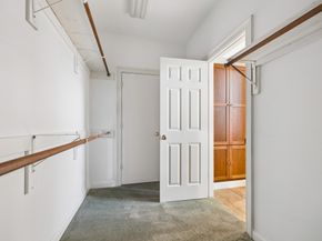 911 Birdsall Street, Houston TX 77007