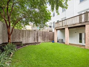 911 Birdsall Street, Houston TX 77007