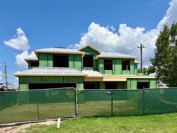 1116 Oak Tree Drive, Houston TX 77055