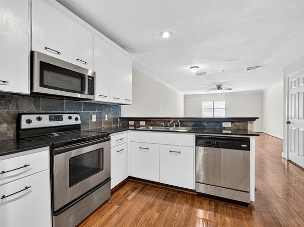 1342 Rutland Street 210, Houston TX 77008