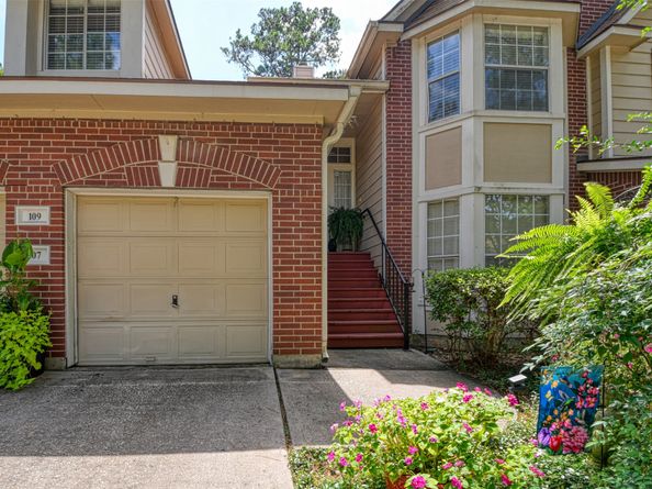 109 Avonlea, The Woodlands TX 77382