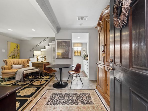 2225 Mimosa Drive 2, Houston TX 77019