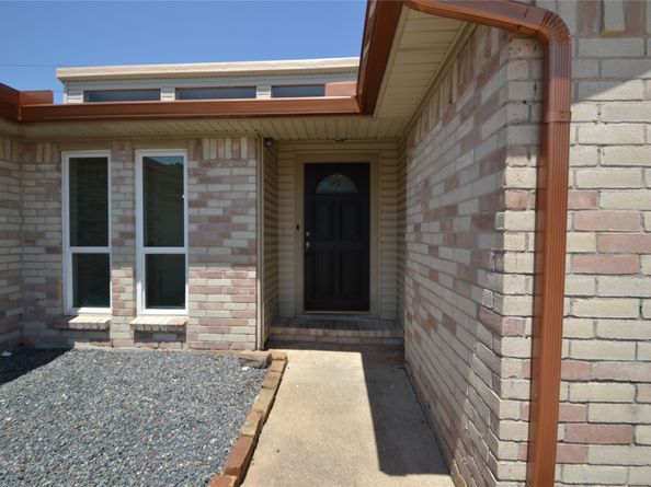 15718 FOX SPRINGS Drive, Houston TX 77084