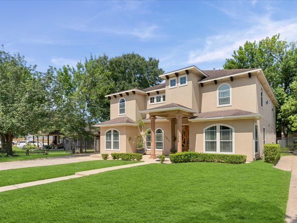 2012 Forest Hill Boulevard, Houston TX 77023