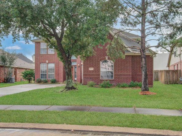 16819 Newlight Bend Drive, Houston TX 77095