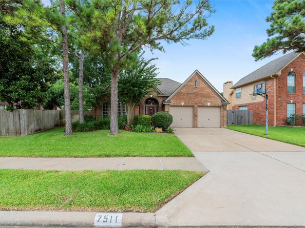 7511 Almond Springs Drive, Houston TX 77095