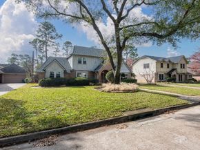 5615 Green Springs Drive, Houston TX 77066