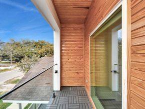 2711 Delano Street, Houston TX 77004