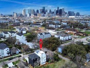 2711 Delano Street, Houston TX 77004