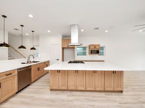 2711 Delano Street, Houston TX 77004