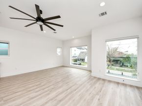 2711 Delano Street, Houston TX 77004