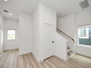 2711 Delano Street, Houston TX 77004