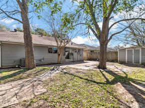 7410 Londres Drive, Houston TX 77083