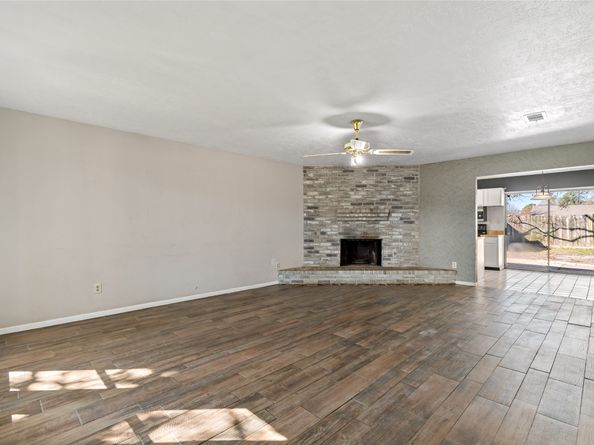 7410 Londres Drive, Houston TX 77083