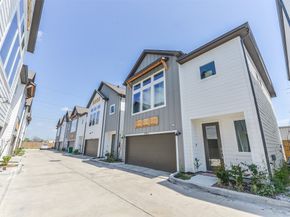 5902 Gardendale Drive B, Houston TX 77092