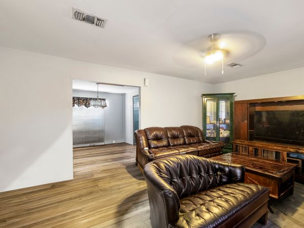 4509 Kingsbury Street, Houston TX 77021