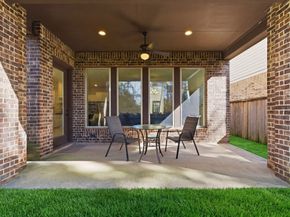 27 Daffodil Meadow Place, Tomball TX 77375