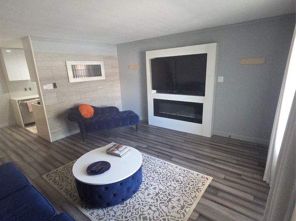 2250 Bering Drive, Houston TX 77057