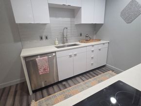 2250 Bering Drive, Houston TX 77057