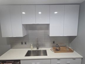 2250 Bering Drive, Houston TX 77057