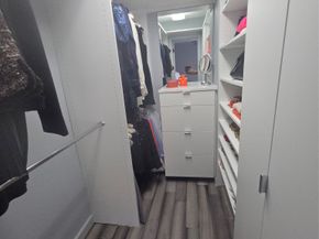 2250 Bering Drive, Houston TX 77057