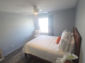 2250 Bering Drive, Houston TX 77057