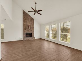 4910 Brownfields Court, Houston TX 77066