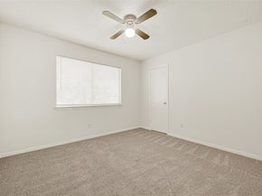 4910 Brownfields Court, Houston TX 77066