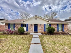 9719 Springmont Drive, Houston TX 77080