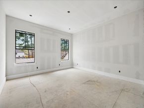 9907 Warwana Road, Houston TX 77080