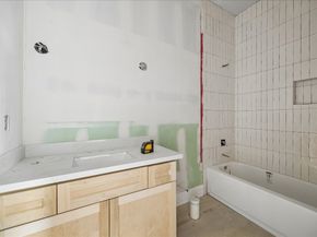 9907 Warwana Road, Houston TX 77080