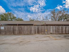 1939 Campbell Road 1939, Houston TX 77080