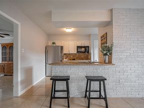 1939 Campbell Road 1939, Houston TX 77080