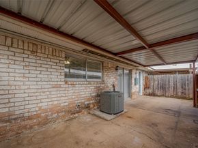 1939 Campbell Road 1939, Houston TX 77080