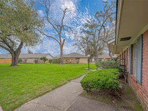 1939 Campbell Road 1939, Houston TX 77080