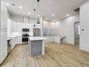 5221 Hillman Street B, Houston TX 77023