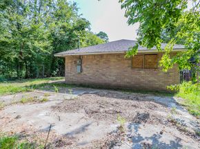 11151 Spottswood Drive, Houston TX 77016