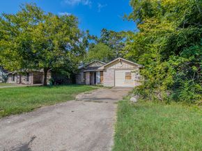 11151 Spottswood Drive, Houston TX 77016