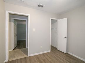 11151 Spottswood Drive, Houston TX 77016