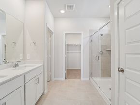 5708 Adamite Way, Houston TX 77048