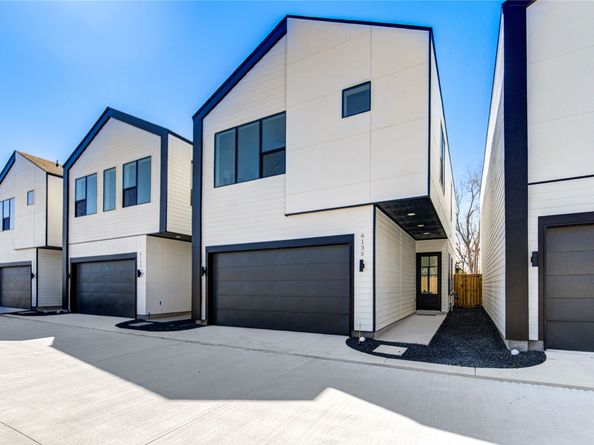 6135 Pacific Forest Drive, Houston TX 77091