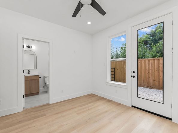 3344 Sauer Street, Houston TX 77004