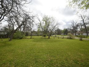 607 Riveredge Drive, Richmond TX 77406