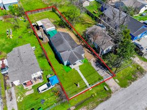 3123 Vintage Street, Houston TX 77026