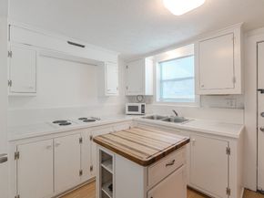 3123 Vintage Street, Houston TX 77026