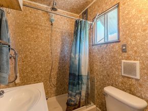 3123 Vintage Street, Houston TX 77026